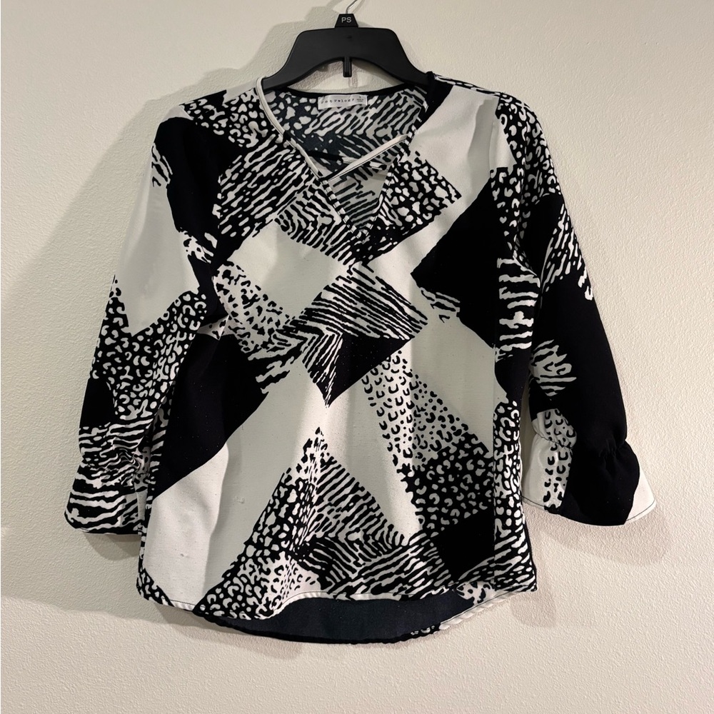 Chic Monochrome Women's Blouse